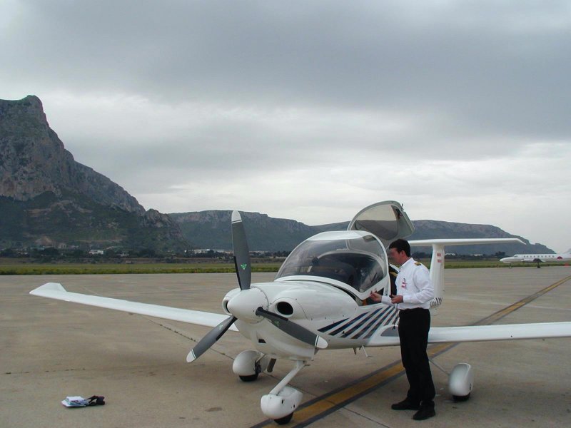 Pt 40 Airplane