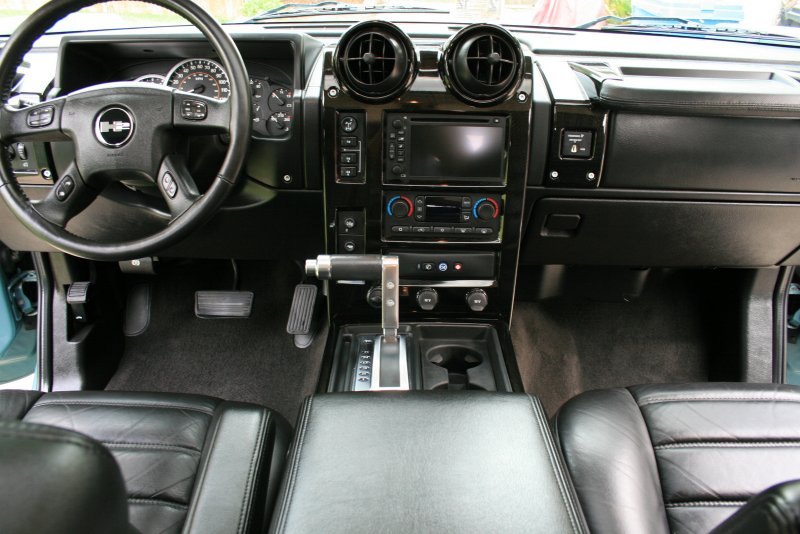 Hummer h2 2004 салон