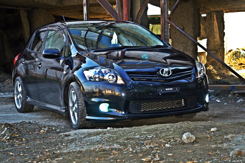 Тойота аурис stance