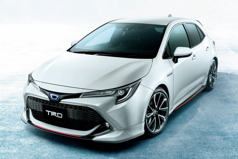 Toyota Auris 2007 обвес