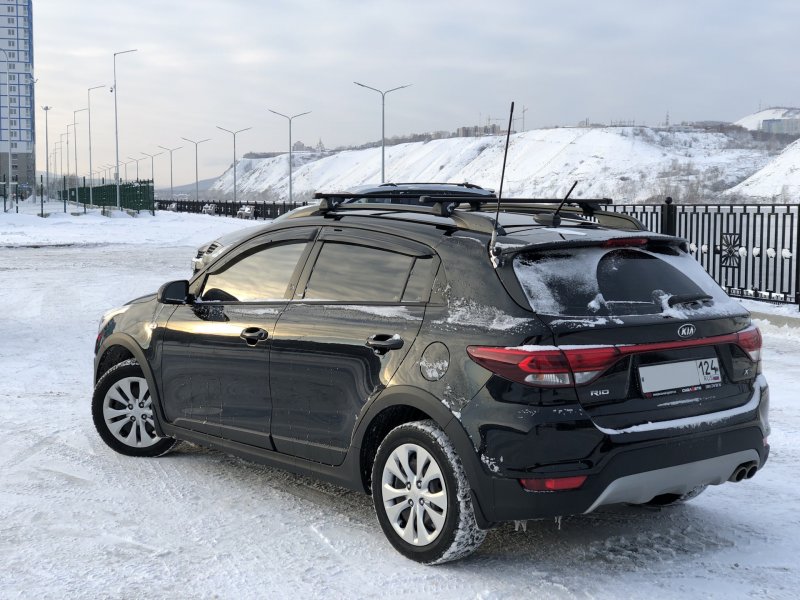 Kia Rio x-line черный