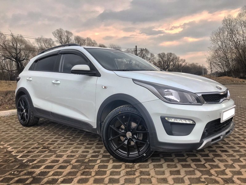 Kia Rio x-line r16