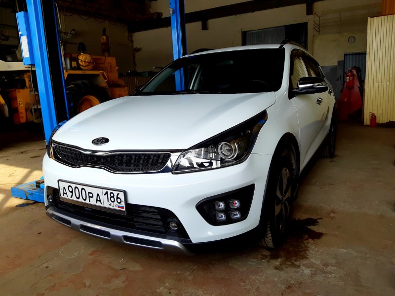Kia Rio x (x-line) антихром