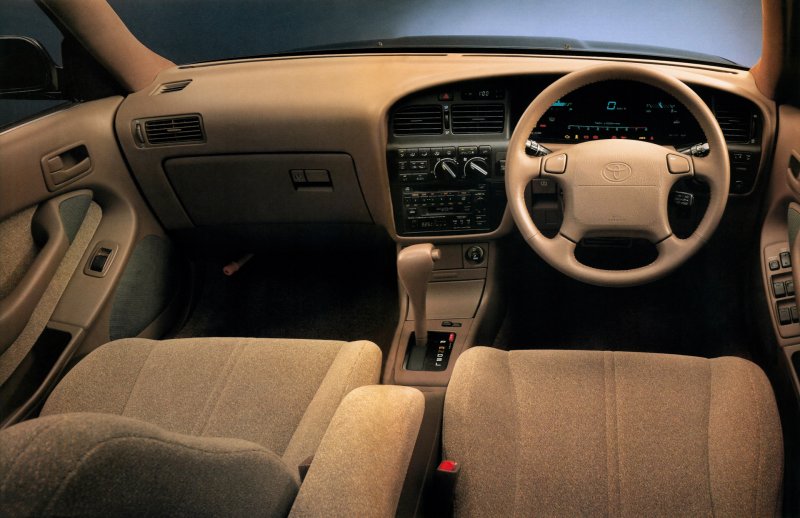 Toyota Vista 1994 салон