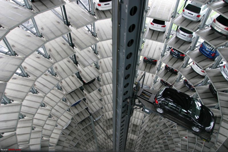 Парковка Volkswagen Autostadt