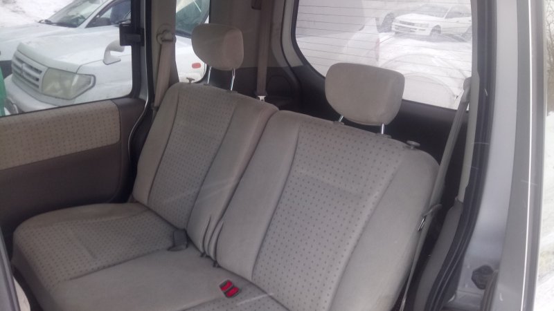Honda Mobilio Spike 2003 салон
