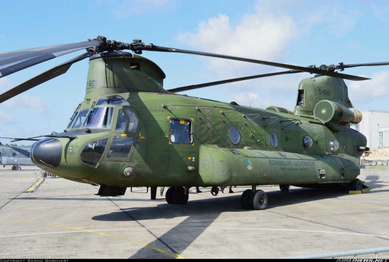 Вертолет НАТО Ch-47d