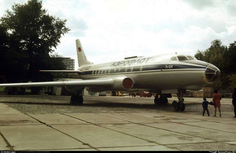Ту-124 пассажирский самолёт