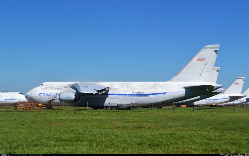 АН-124 Руслан Сеща