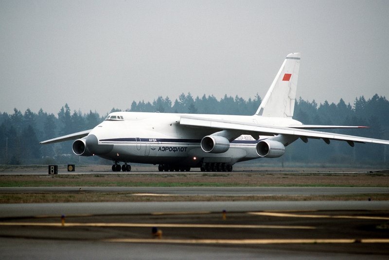 АН 124 224 ЛО