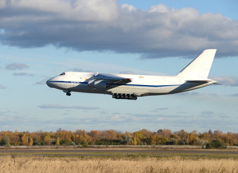 АН 124 В Ульяновске