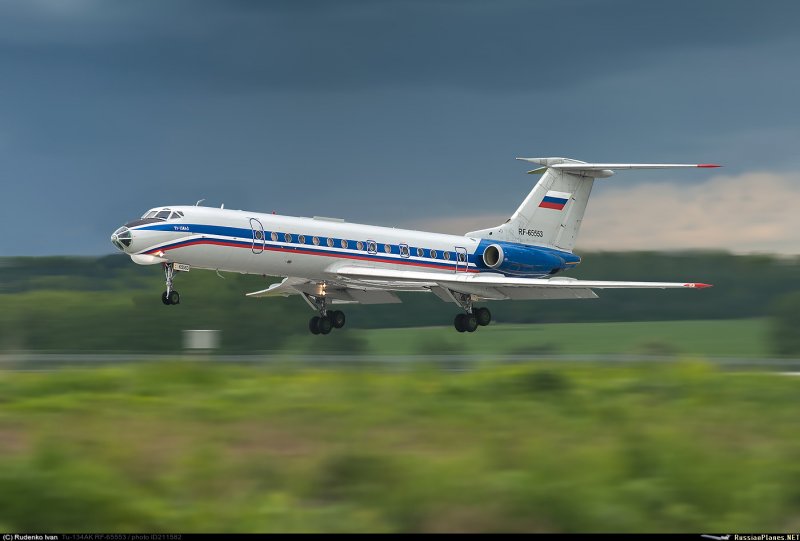 Ту-134 пассажирский самолёт 16.9