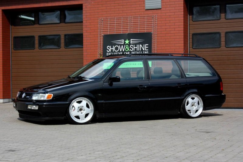 Volkswagen Passat b4 stance