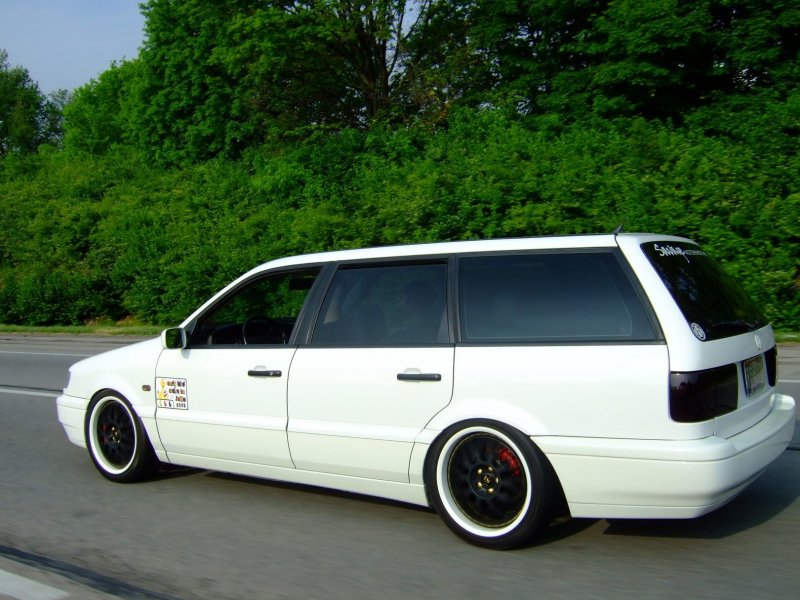 Volkswagen Passat b4 Wagon stance