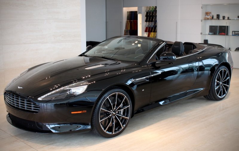 Астон Мартин db9
