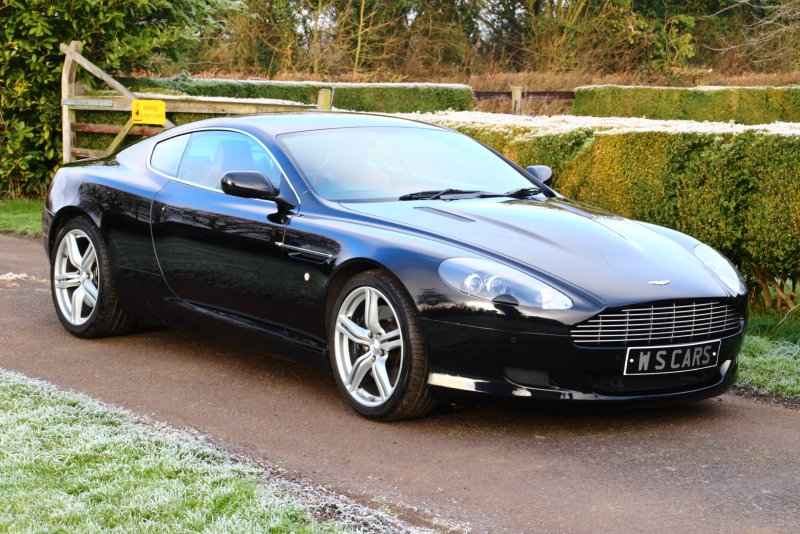 Aston Martin db9 volante 2013