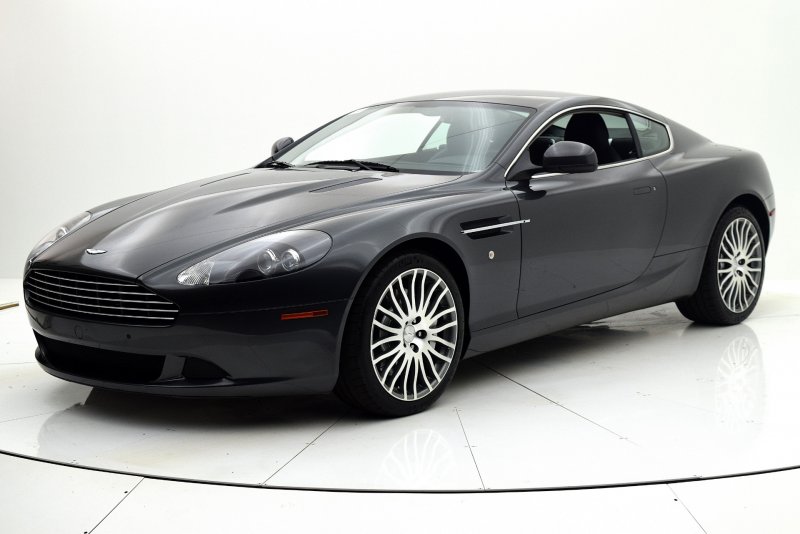 Aston Martin db9 2005