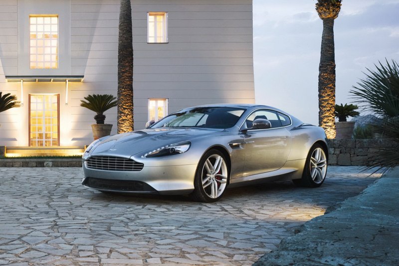 Aston Martin db9 2014