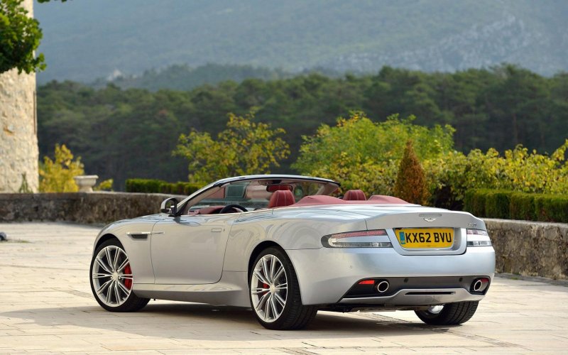 Aston Martin db9
