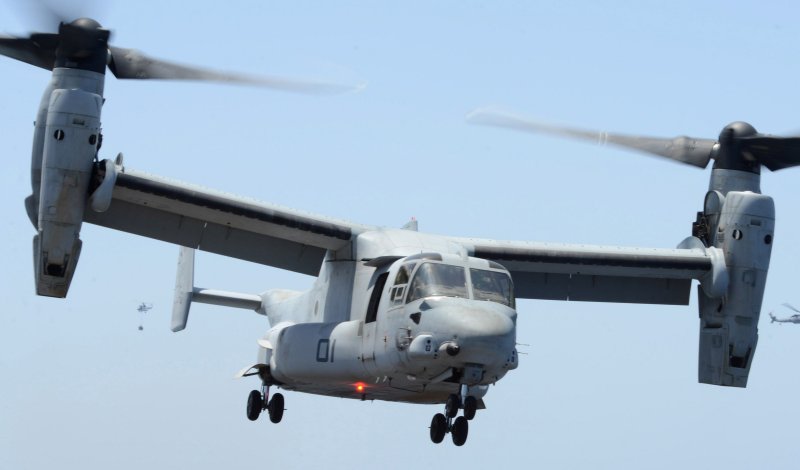 Оспрей v-22 с ракетами