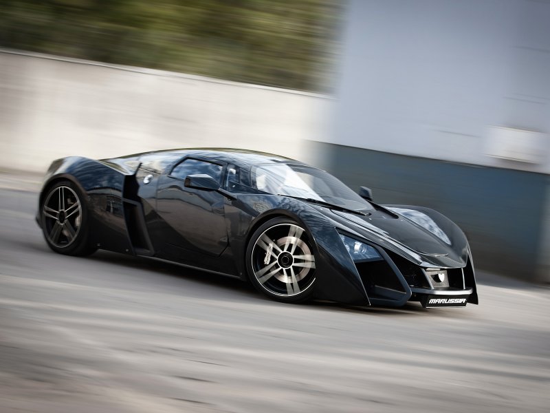 Спорткар Marussia b2