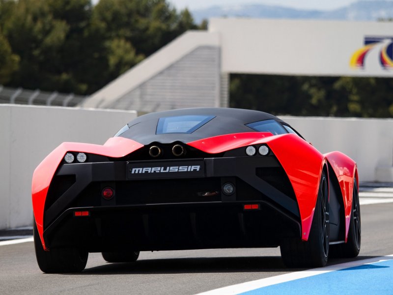 Спорткар Marussia b2