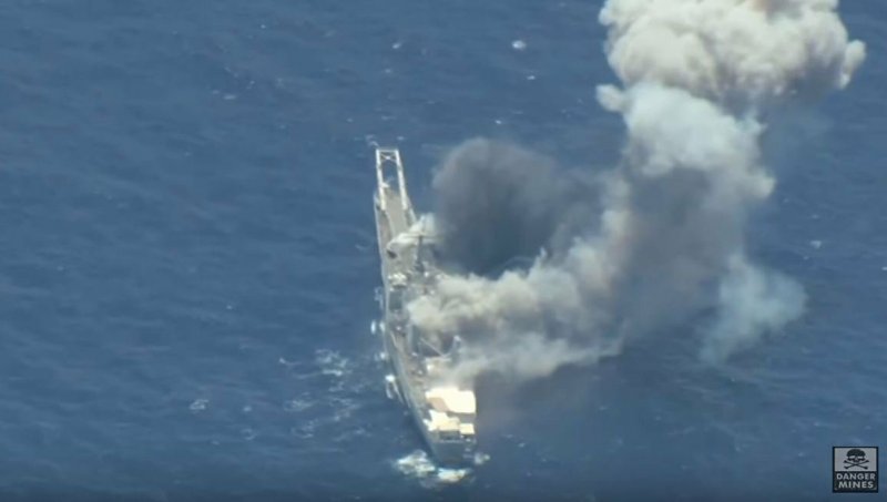 USS Abraham Lincoln CVN-72