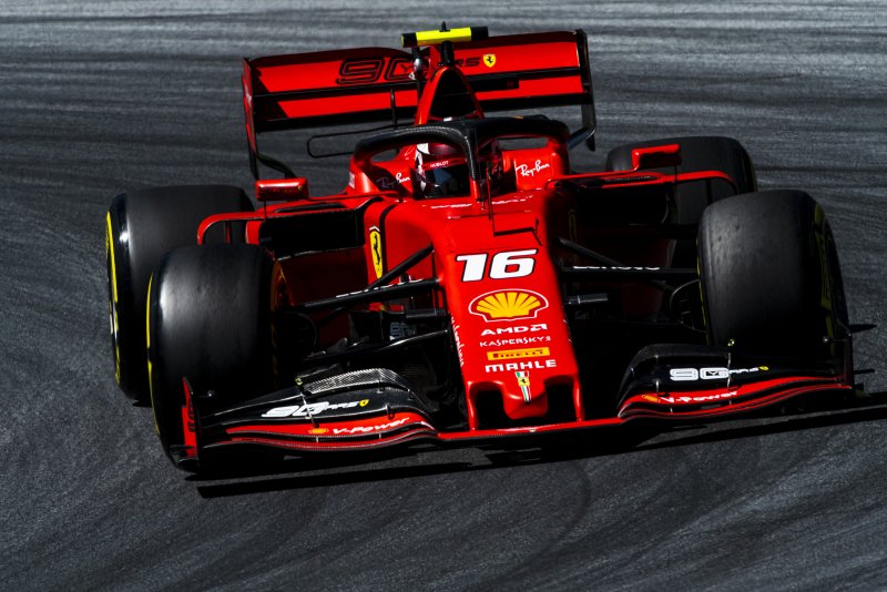 Болиды Ferrari f1