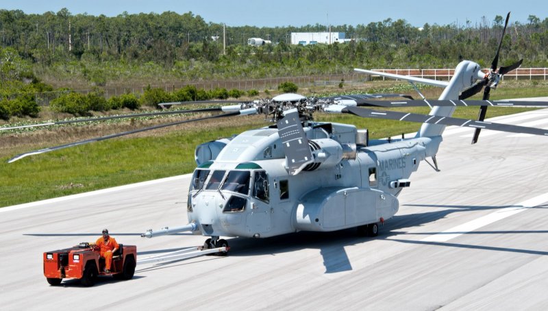 Вертолёт Ch-53e super Stallion ми-26