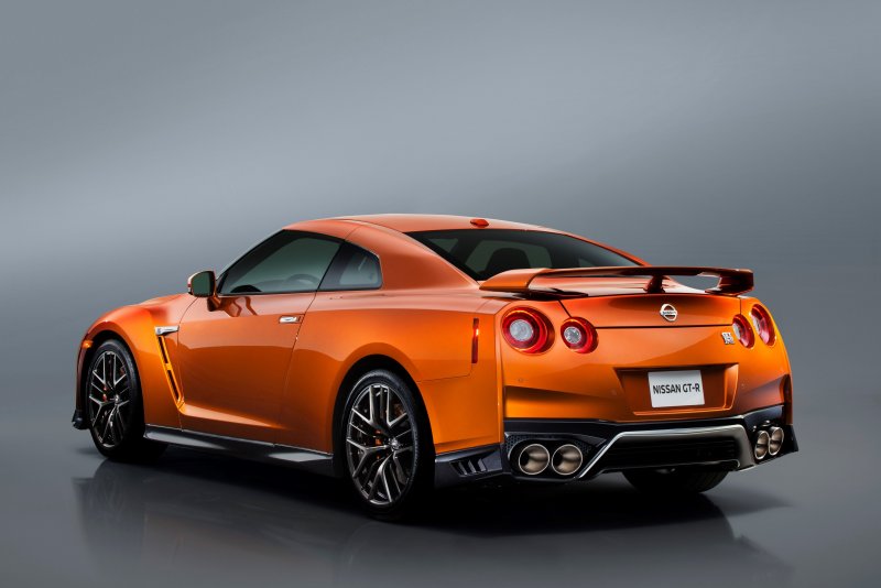 Спортивные машины Nissan 370 z