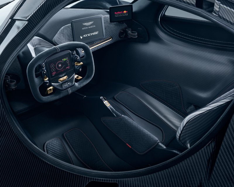 Гиперкар Aston Martin Valkyrie