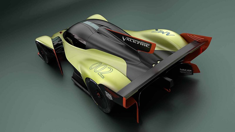 Aston Martin представил трековую версию гиперкара Valkyrie Amr Pro
