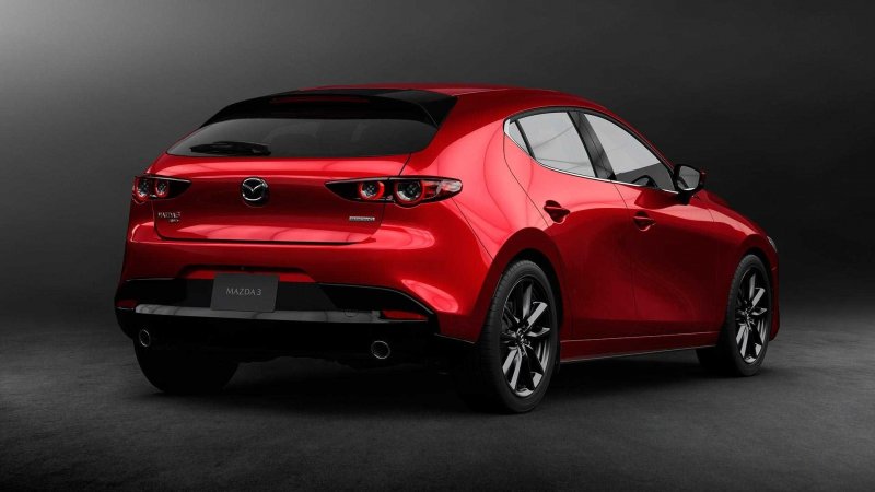Mazda хэтчбек 2020