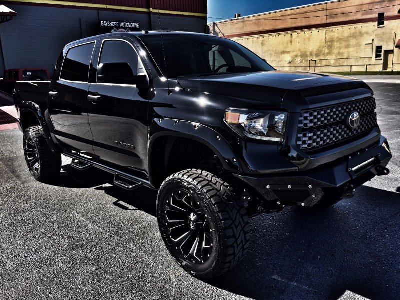 Toyota Tundra off Road Tuning