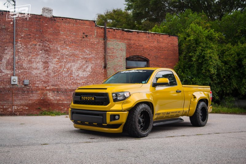 Toyota Tundra Yellow