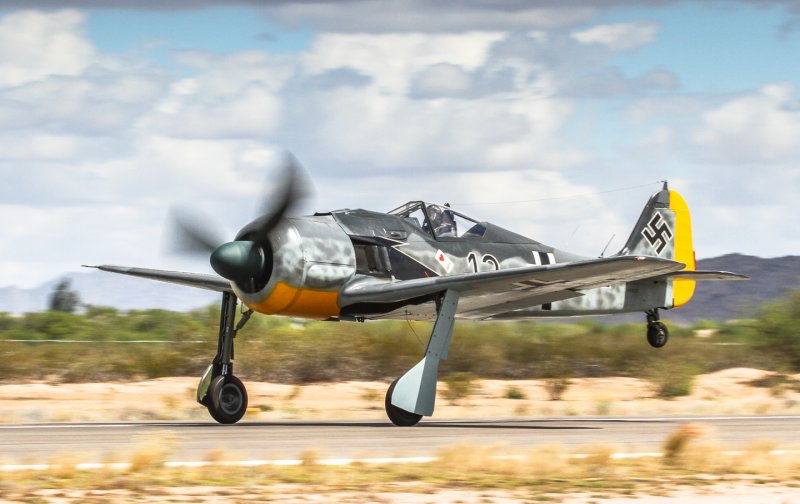 Истребитель Фокке-Вульф FW 190