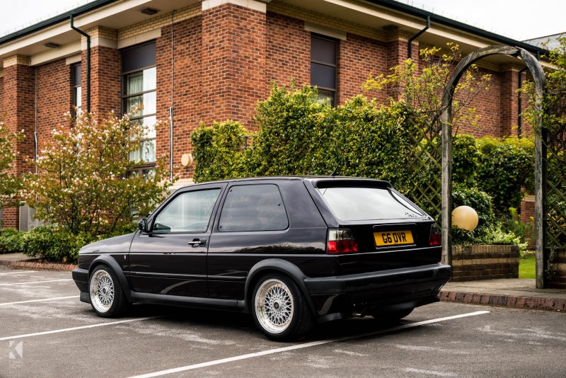 Volkswagen Golf 2 GTI