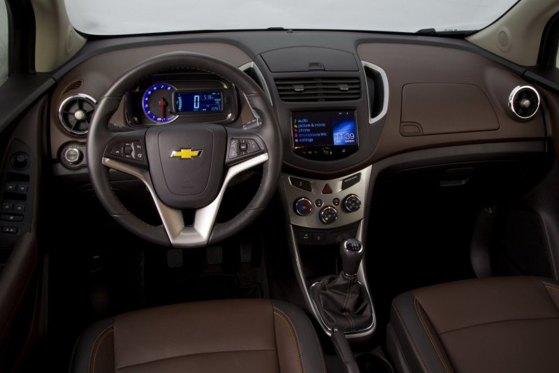 Chevrolet Tracker 2 салон