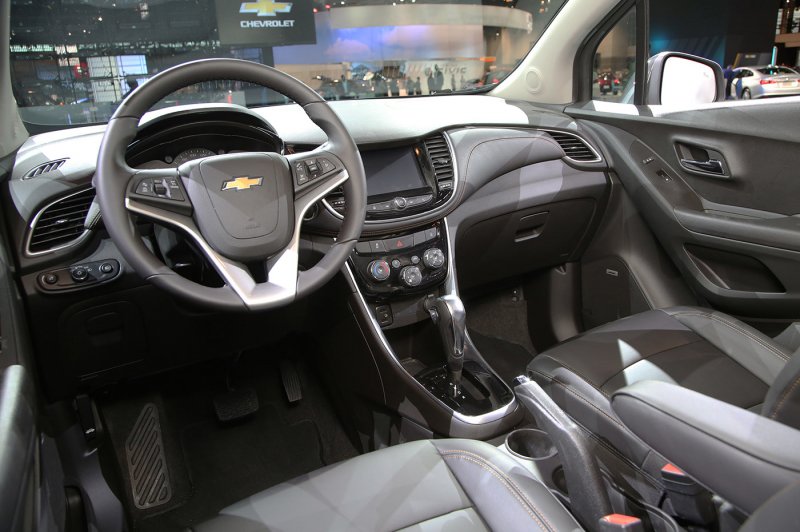Chevrolet Tracker 2018 Interior