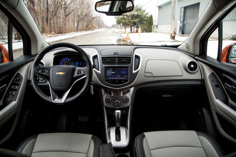 Chevrolet Trax 2017 салон