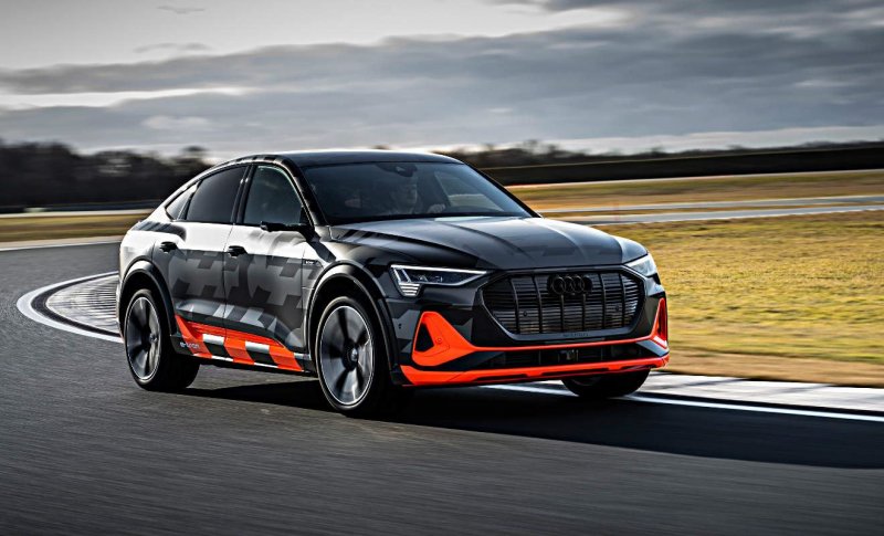 Audi e-tron СПБ