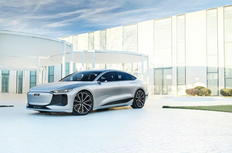 Ауди электромобиль e tron 2020