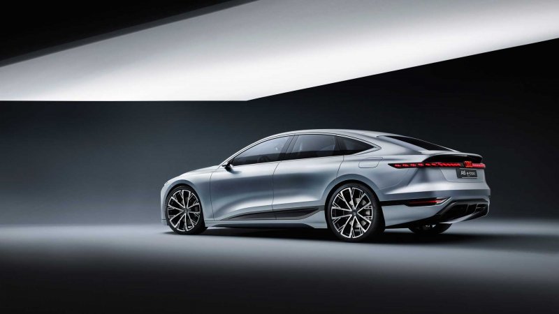 Audi e-tron 55