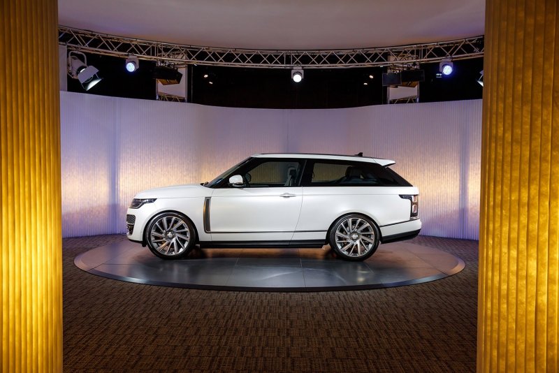 Land Rover range Rover SV Coupe