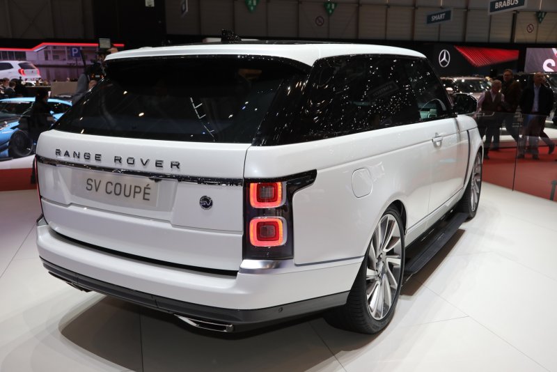 Range Rover SV Coupe 2019