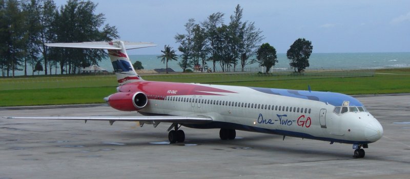 MD 80 на земле