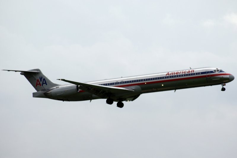 Макдональдс Дуглас MD 80
