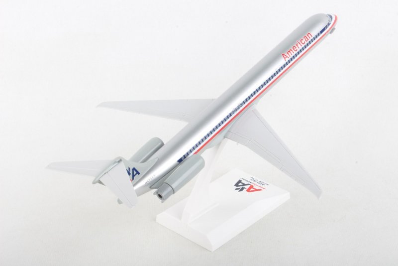 Боинг МД 80
