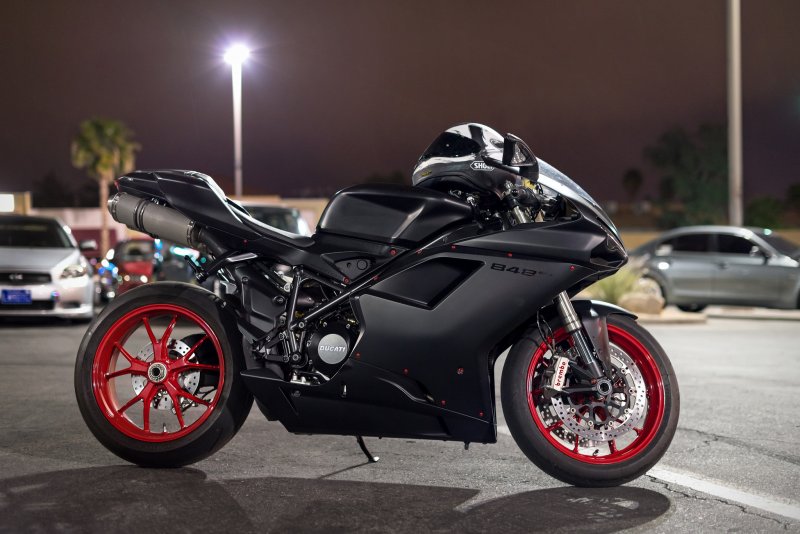 Ducati Superbike 848