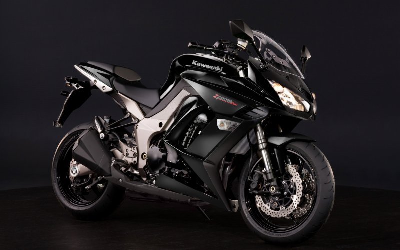 Yamaha r1